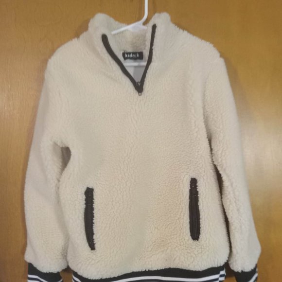 Sherpa 5T boys pullover - Picture 1 of 4